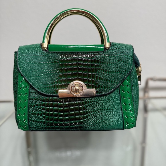 Handbags - Elegant Green Handbag NWOT